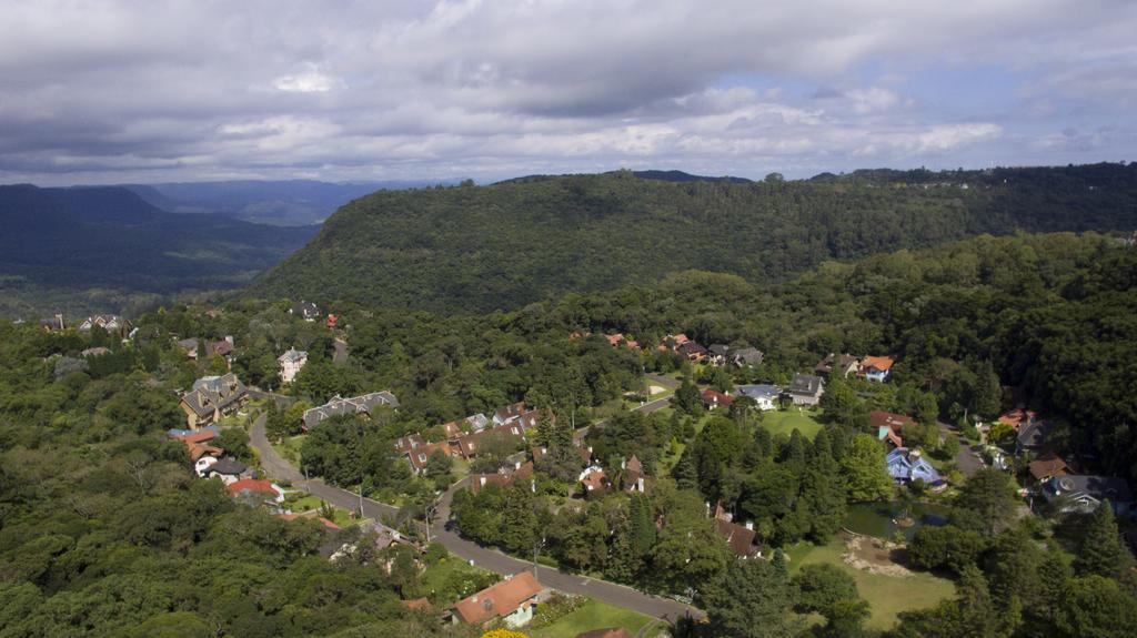 Hotel Ex Pousada Vale Do Bosque - Aluguel Por Temporada à Gramado Extérieur photo